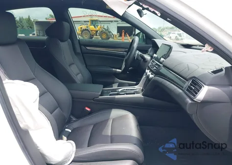 2020 Honda Accord Sport z USA, uszkodzony, nr VIN 1HGCV2F31LA027476